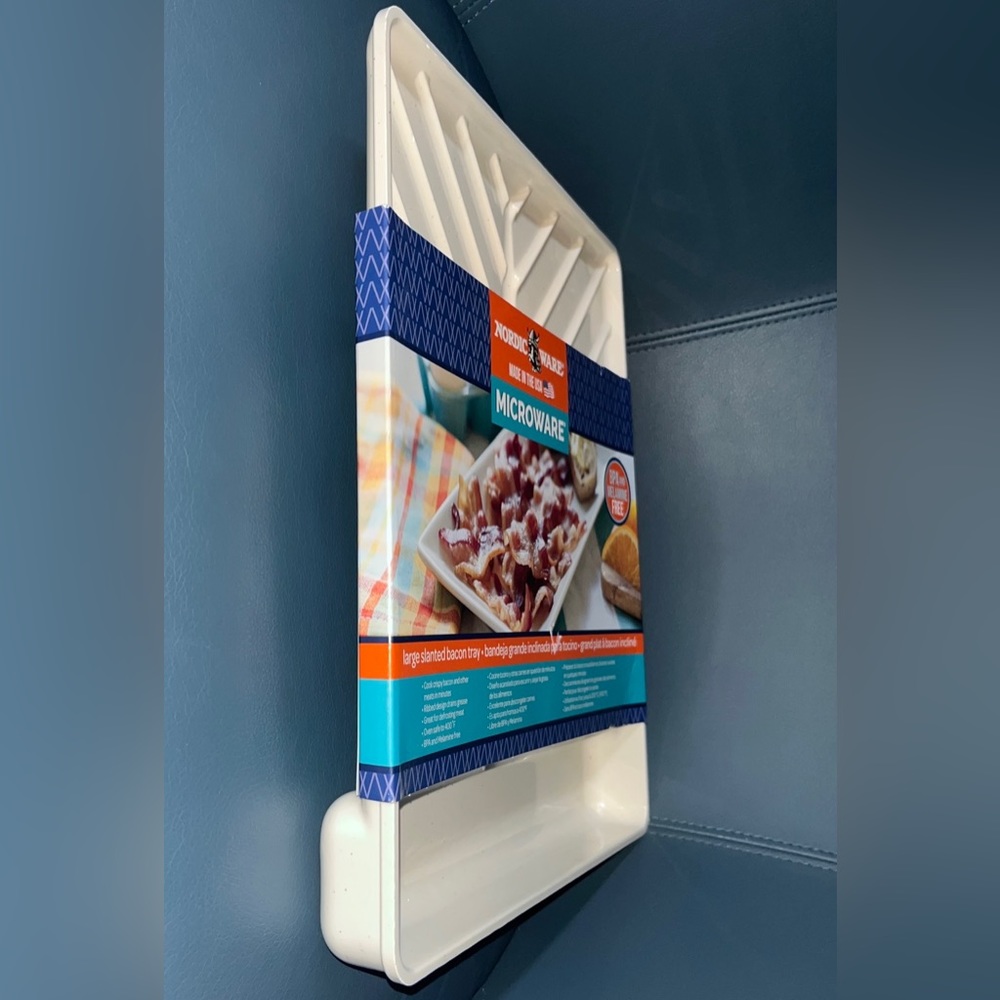 Nordic Ware Microwave-Safe Plastic Slanted Bacon Tray and Food Defroster, White - Picture 3 of 3